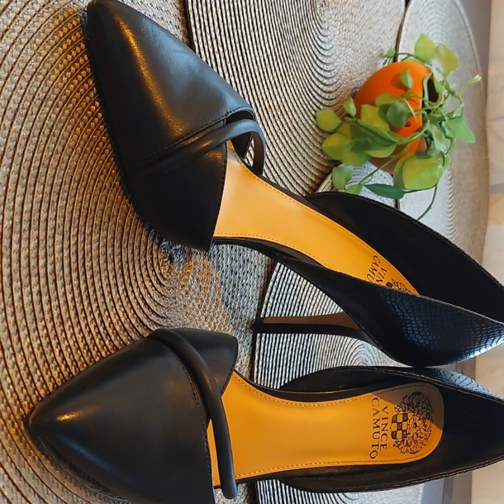 Vince Camuto High heels